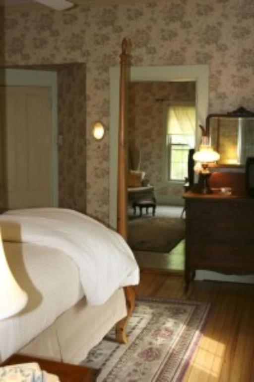 Camden Windward House Hotel Екстериор снимка